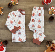 Load image into Gallery viewer, Gingerbread Kisses & Christmas Wishes